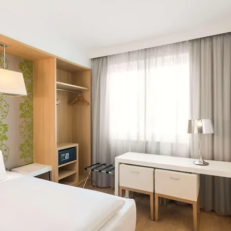 Nh Potsdamer Platz Hotel Berlin
