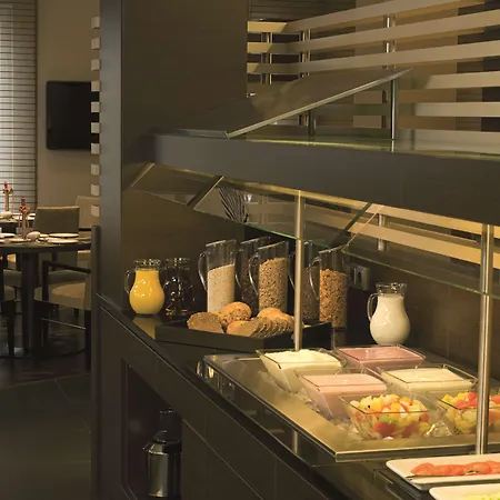 Nh Potsdamer Platz 4* Βερολίνο