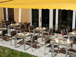 Nh Potsdamer Platz 4* Βερολίνο