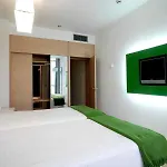 Nh Potsdamer Platz Отель 4*