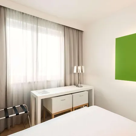 Nh酒店波茨坦广场店