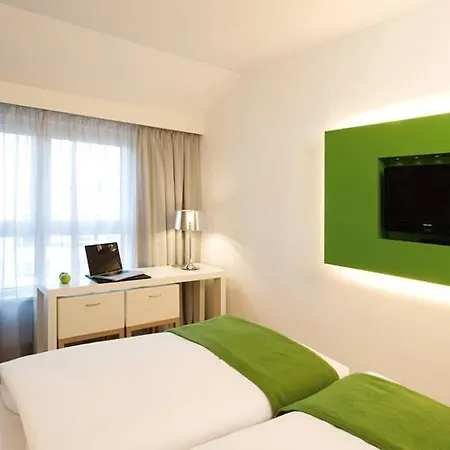 إن إتش ساحة بوتسدام 4* برلين