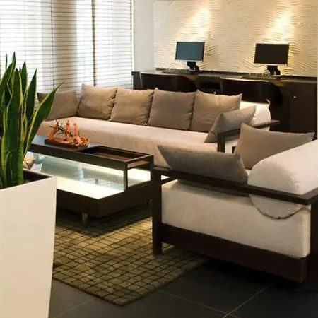 فندق إن إتش ساحة بوتسدام