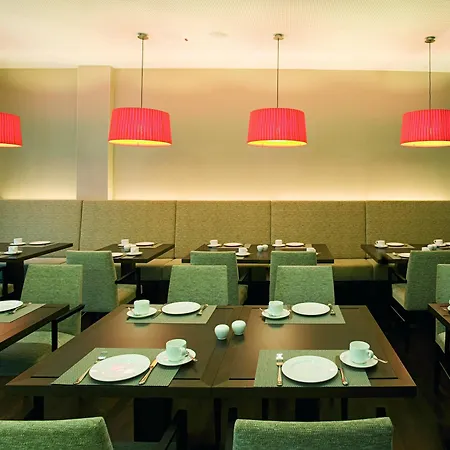 فندق إن إتش ساحة بوتسدام