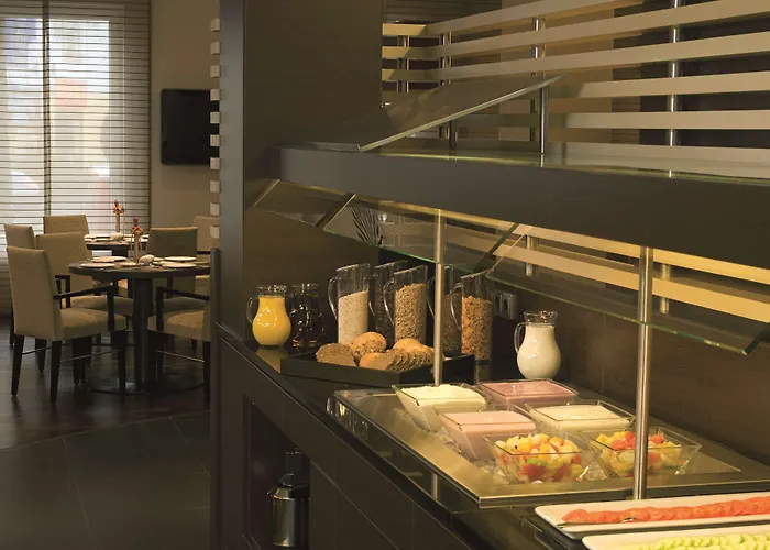 Nh Potsdamer Platz 4* Berlin