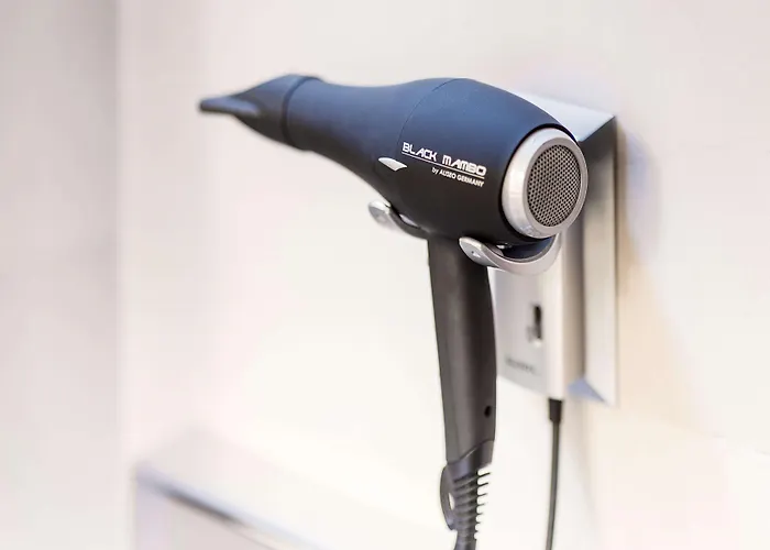 Hotel Nh Potsdamer Platz 4*