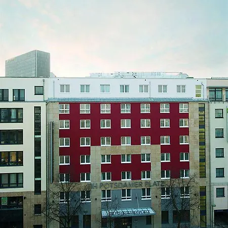 Nh Potsdamer Platz 호텔 4*