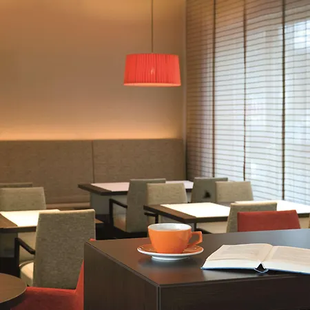 Nh Potsdamer Platz Hotell