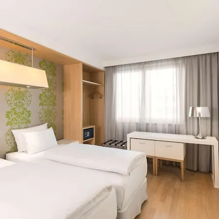 Nh Potsdamer Platz Hotell Berlin